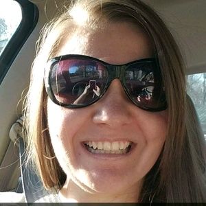 Meet your Posher, Alysha